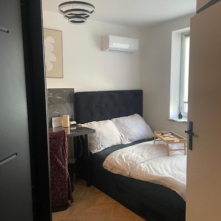 Cute Apartament Poznań Extérieur photo